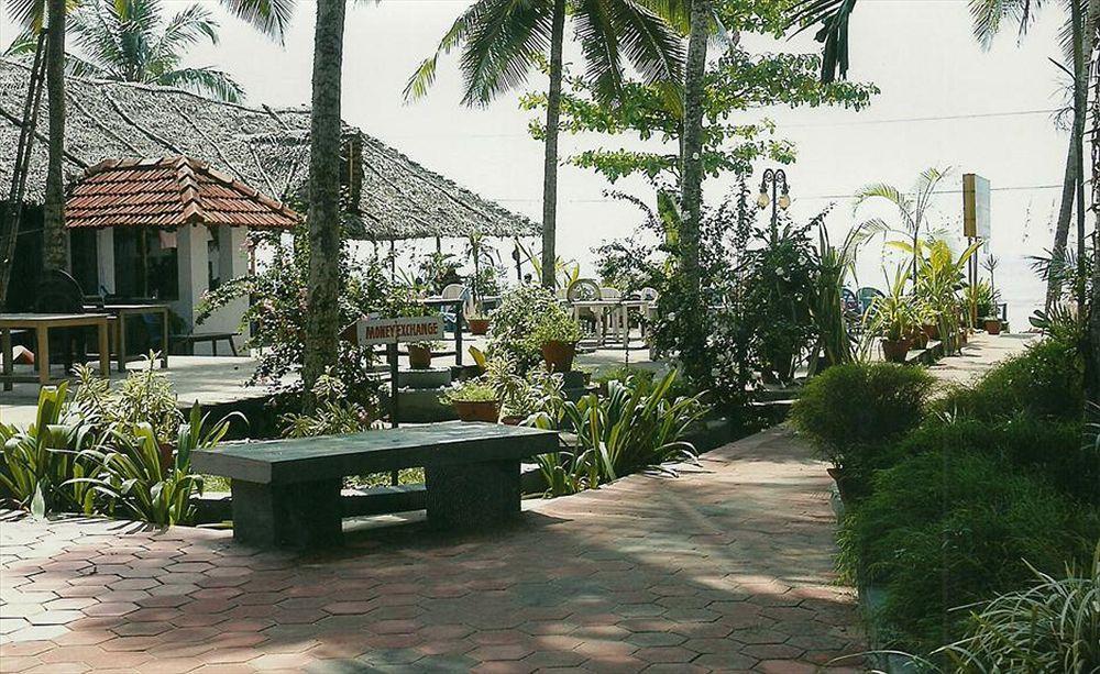Pappukutty Beach Resort Ковалам Экстерьер фото