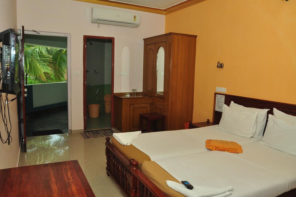 Pappukutty Beach Resort Ковалам Экстерьер фото